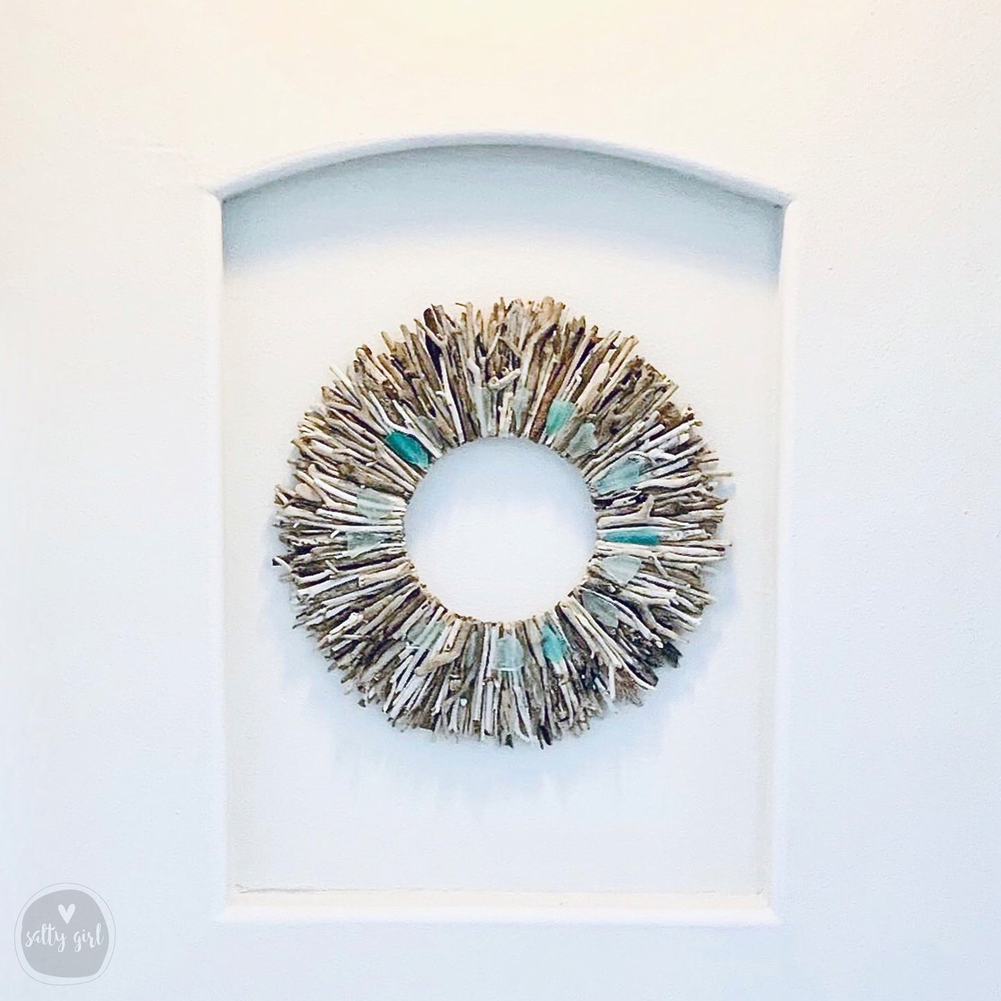 Driftwood Wreath Wall Decor with Natural Sun-Bleached Tones 30 - 42"