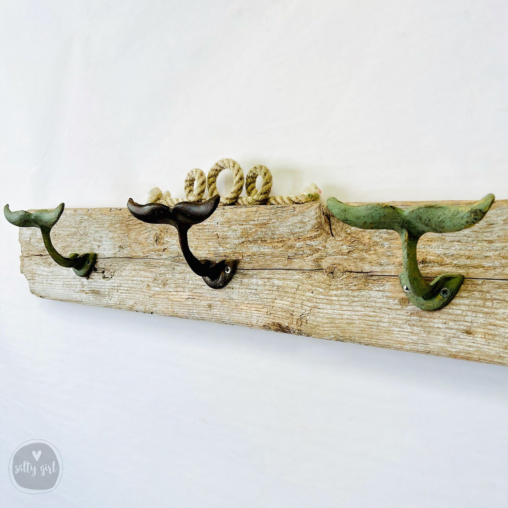 Nordic Creative Style Wall Mounted Coat Rack Resin Decorative Whale Tail  Robe Hook Finished in Brass Set of 3