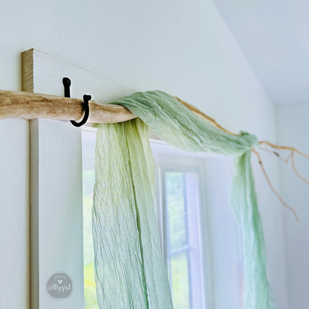 Driftwood Curtain Rod – Natural Maine Driftwood 36–64"