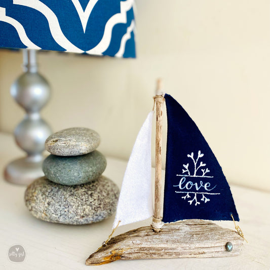 Custom Nautical Sailboat Favors 4"-6" - 6 Driftwood Sailboat Favors with Custom Sails