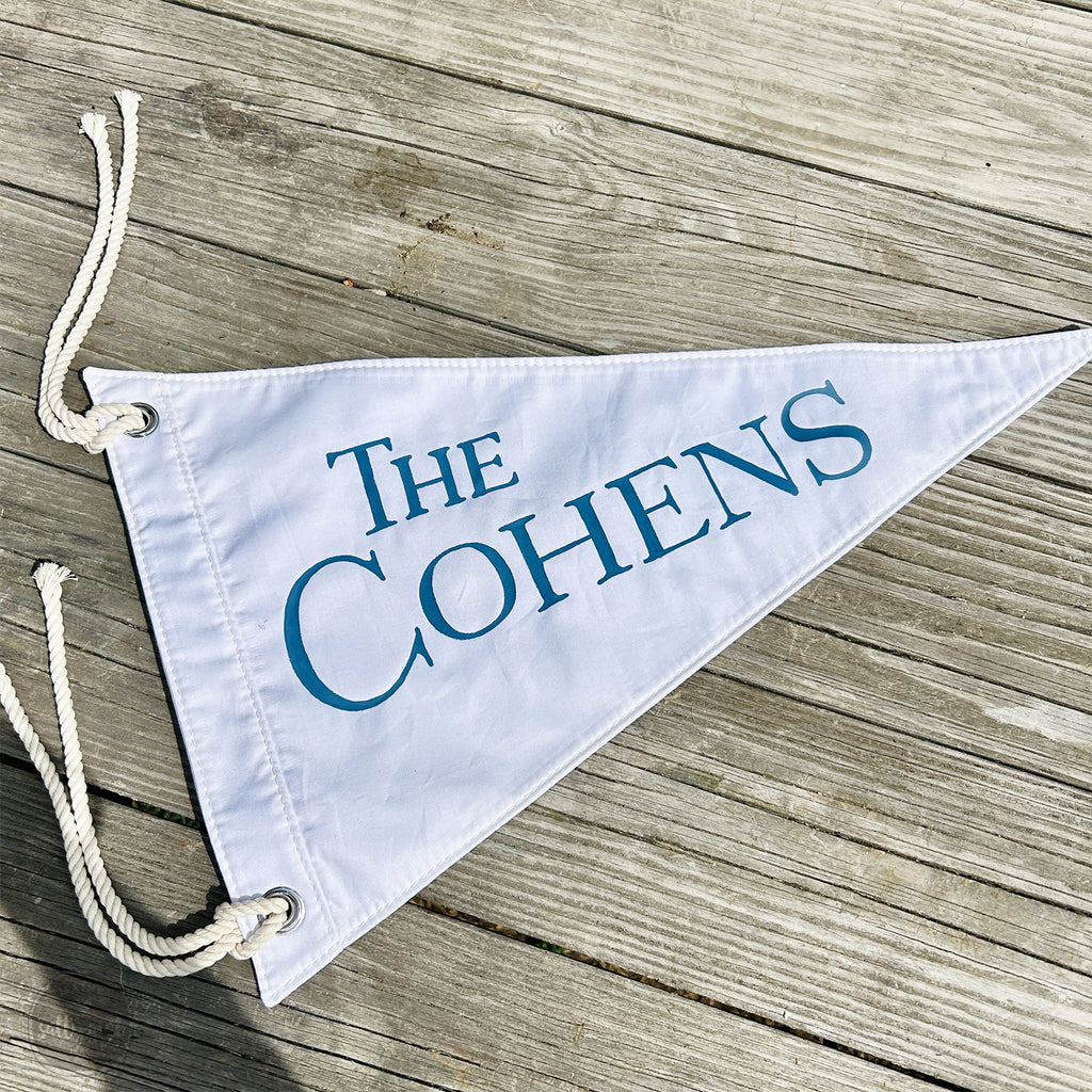 Golf Flag for Wedding Decor on wooden table