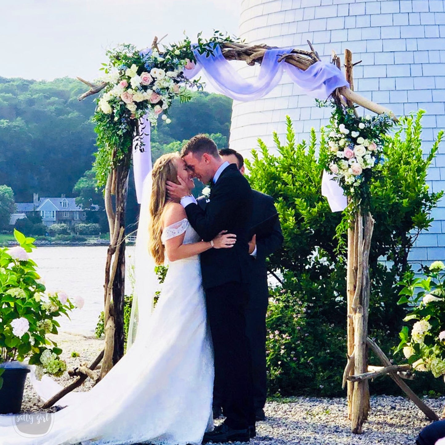 Rustic Driftwood Arch - Versatile & Portable Wedding Decor - Beach Ceremony Arbor