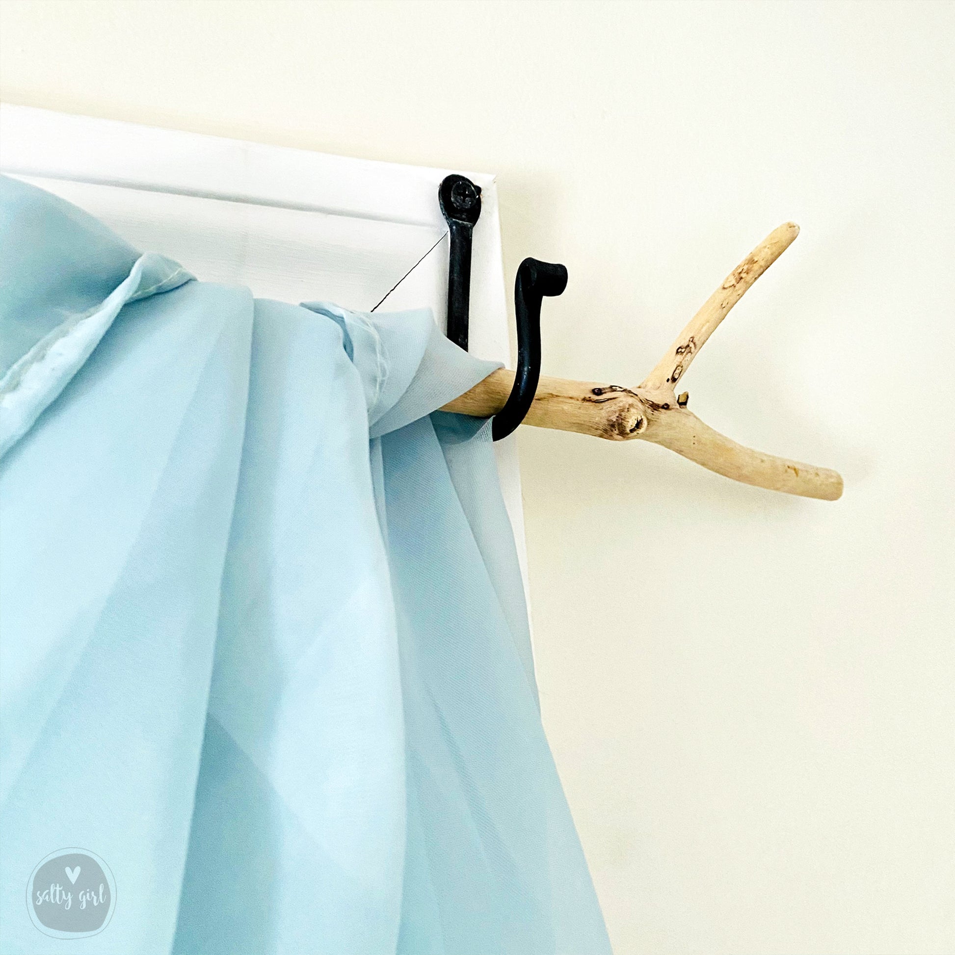 Driftwood Curtain Rod with Wrought Iron Hooks 40-54” – Maine Salty